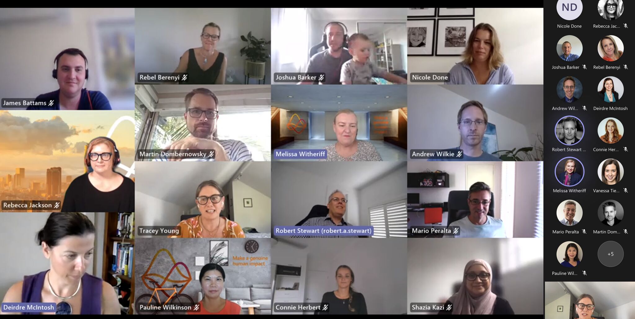 Large virtual forum with many participants visible in a video conference grid.